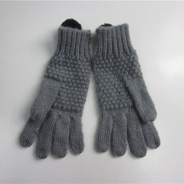 Pompom Gloves (2)