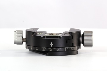 PAN-02 Quick Release Plate + Clamp for DSLR Camera Leofoto