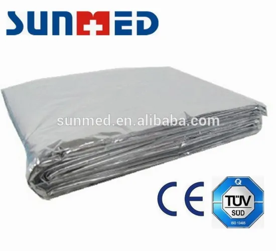 Emergency foil rescue blanket