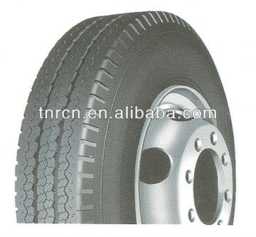 Truck tire DOUBLE STAR DSR366