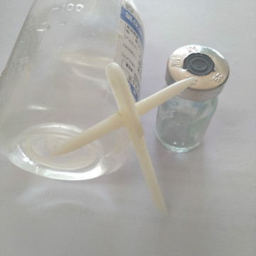 Misturador de medicamento com conector Luer e protetor de agulha