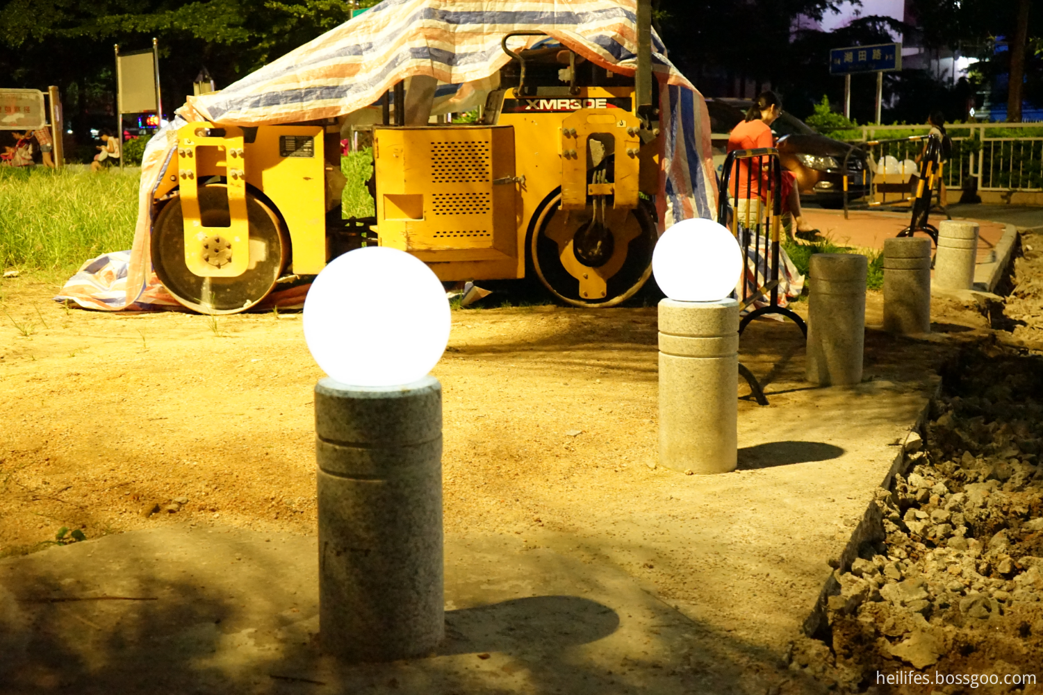 Solar Wall LED Light Ball