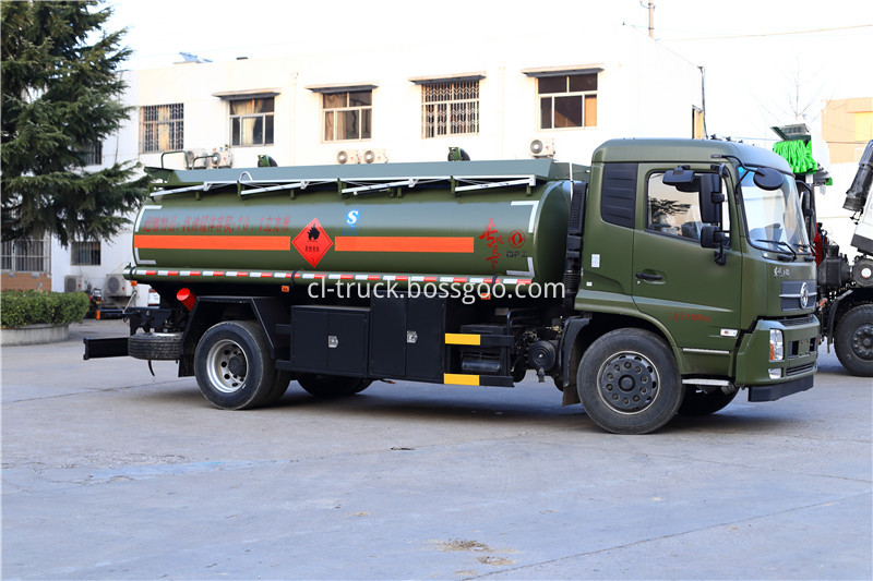 petrol tank truck 