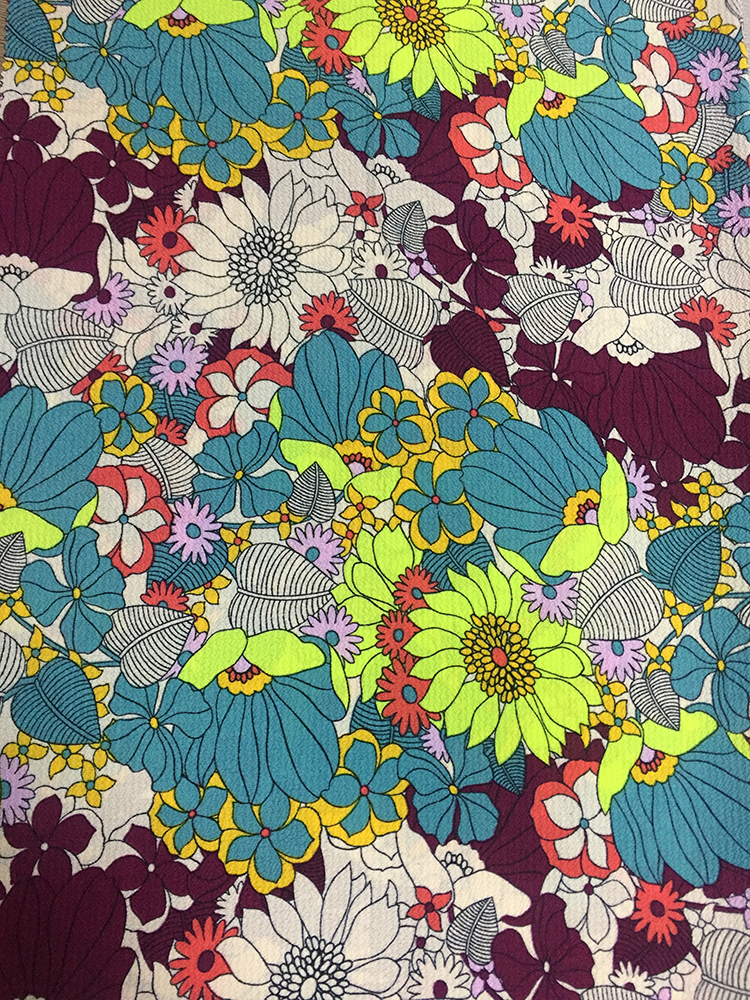 Tissu d&#39;impression en crêpe à bulles en polyester avec motif de fleurs
