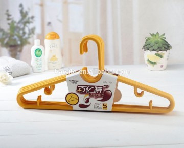 Hangers/ plastic hangers for drying and wet clothes/ Hangers plastic