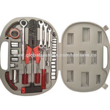 100-piece hand tools set in blow mold case
