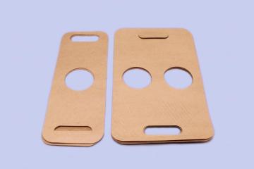 Disposable paper cup carrier for hot drink