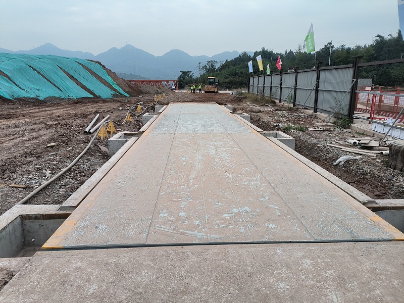 Hengbiao Technology's shallow foundation pit truck scale landing sand and gravel factory solves the problems of heavy load measurement and site turnover