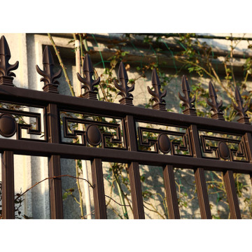 Aluminum Garden Fences: Enhancing Safety and Aesthetics in Your Home, Community Balconies, and Outdoor Spaces