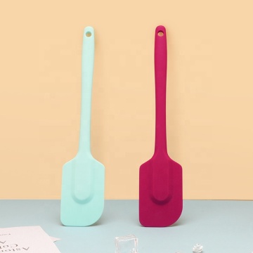 Spatules en silicone résistantes en gros de haute qualité pour la cuisson et la pâtisserie