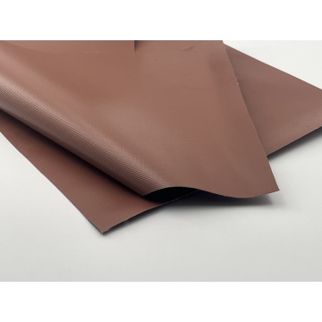 Lona pesada de PVC color café de 500 g/m2