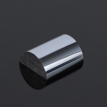 Silicium demi-colonne appliqué aux circuits intégrés