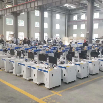 Desktop Fiber lasermarkeermachine voor bestekmes