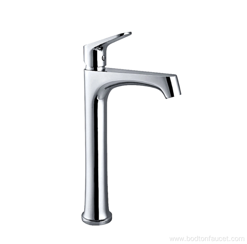 Standard single handle basin faucet