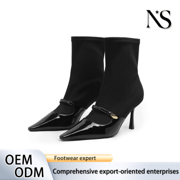 Botines tipo calcetín con tacón de aguja Mary Jane de charol