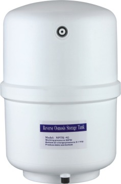 Plastic water tank for RO system