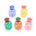 Hermosos Mini encantos de frutas de piña 100 unids / bolsa para niñas accesorios de ropa para el cabello carcasa de teléfono espaciador de bricolaje