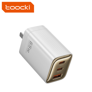 Caricatore a parete a tre porte TOOCKI GAN con plug e telefoni UE/UK per laptop e telefono