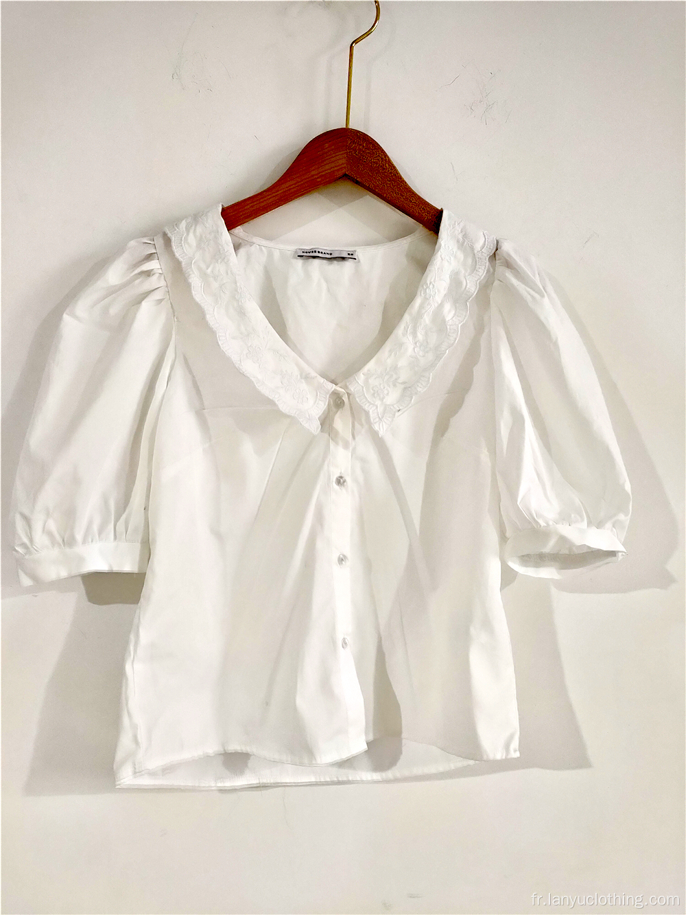 Chemise fine à col en V et manches bouffantes françaises