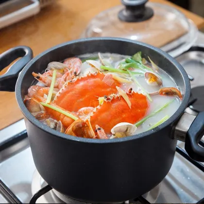 Tianchu 200g Classic Chinese Three Fresh Soup Base for Hotpot
