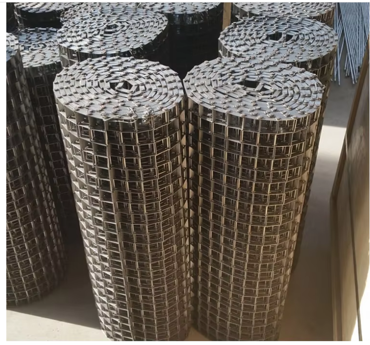 Flat wire mesh conveyor belt