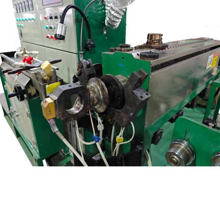 Linha de extrusão de arame isolada de PVC com eficiência energética