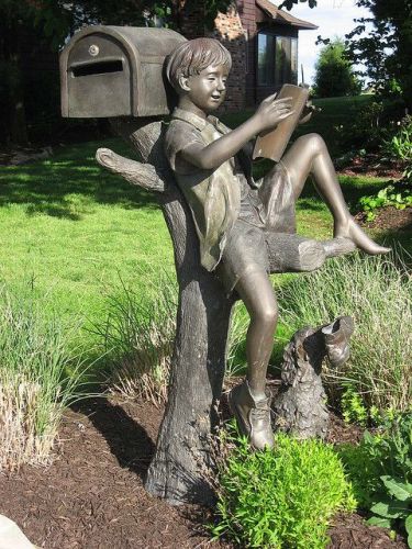Outdoor-Postfach Bronze Statue zum Verkauf
