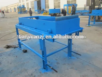 semi cement concrete bricks blocks pavers molding machine QT3-20