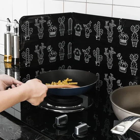 Kitchen Stove Foil Plate Prevent Oil Splash Cooking Hot Baffle Specialty Tool Foil Kitchen Oil Splash Guard Protection Screen