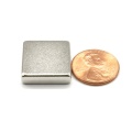 magnete N52 con blocco al neodimio di terre rare