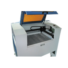 laser cutting machine