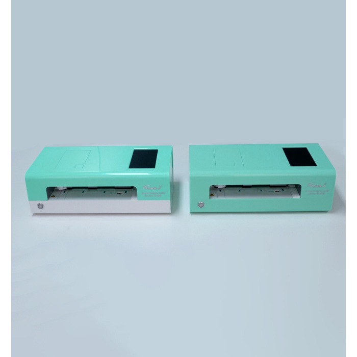 Mesin pemotong pelindung layar ponsel pintar