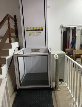 Hydraulic Outdoor Vertical Wheelchair Lift