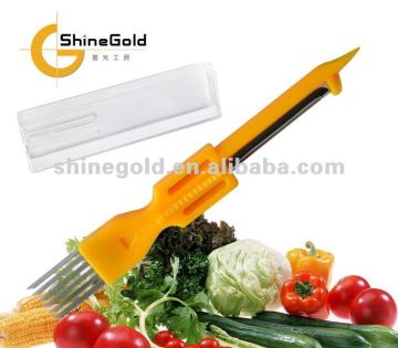 Plastic 3 In 1 Peeler