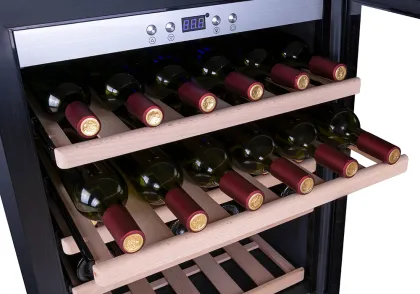 Compressor cooling single zone undercounter wine cooler