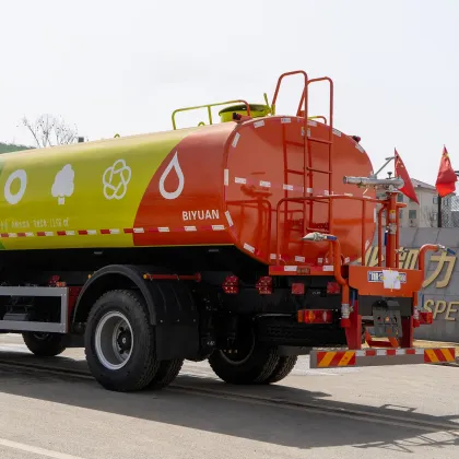 KLF Dongfeng Huashen T5 Rainbow Sprinkler Truck