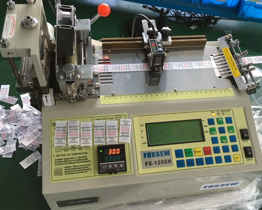 Automatic Label Cutting Machine