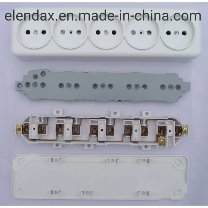 Stopkontak Soket 5 Arah yang Dipasang di Permukaan (S7509)
