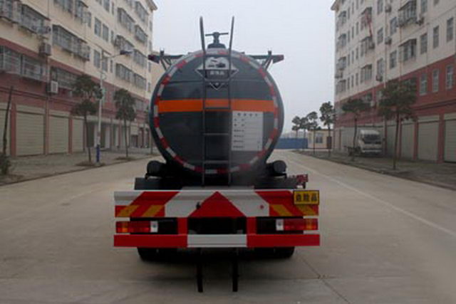 FAW 15CBM 6 * 2 شاحنة نقل السوائل الكيميائية