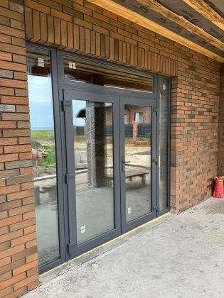 Store aluminum swing door