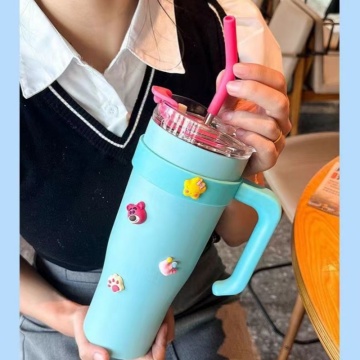 Car large coffee cup water cup