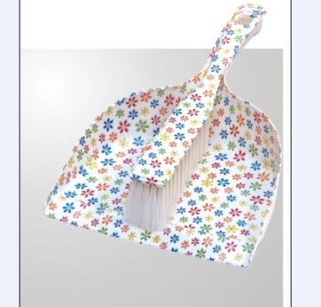 Printed Dustpan Set