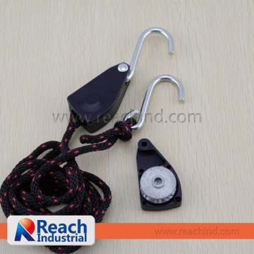 ROPE RATCHET HANGER with S Hook