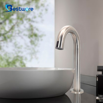 Grifo automático para lavabo con sensor inteligente de montaje en cubierta
