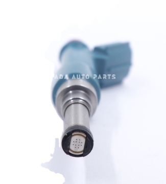Set of 4 Fuel Injectors Nozzles for Toyota Models 12 Holes, Part Numbers 23250-37020, 23209-39196, 23209-39195, 23250-37021