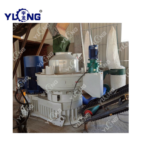 Biomass wood shaving making pellet mill