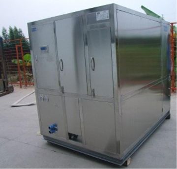 68kg/d Edible Cube Ice Maker For Beverage / Drink , Small Capacity 220v / 50hz / 1p