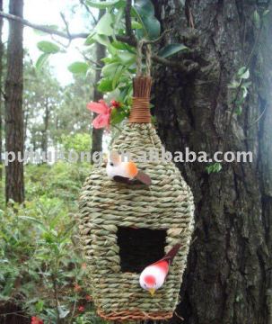 bird roosting pouch