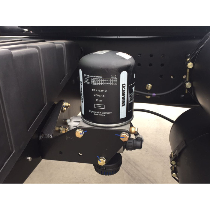 Осушитель воздуха в сборе DZ96189369474 Shacman Truck