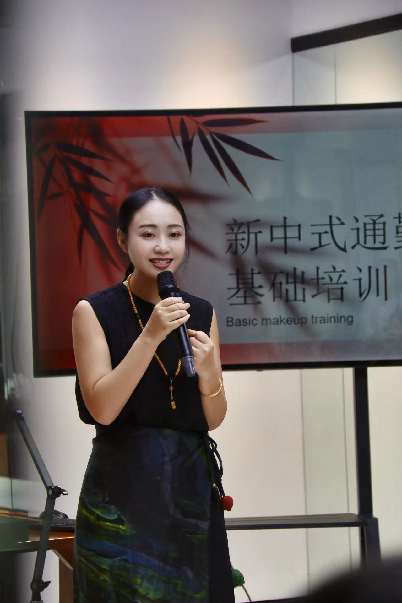 15d0a3dd9e139f28a25fb7ed235f4904